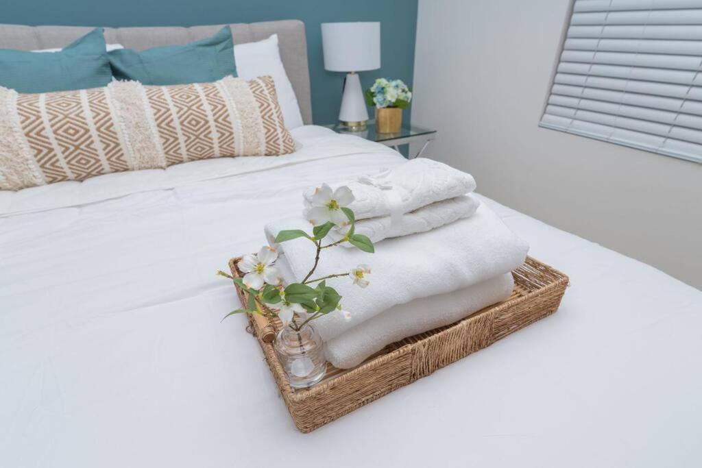 Amazing 2 Bedroom 7 Min From Disneyland W Free Parking Anaheim Luaran gambar